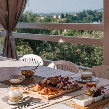 Caterina E L'indaco Sarzana